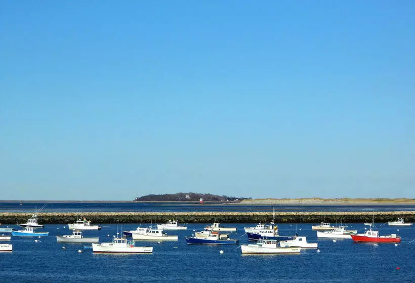 酒店 Bradford Inn & Suites