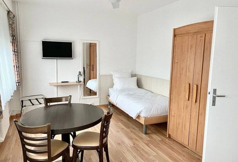 هتل Primadom Apart