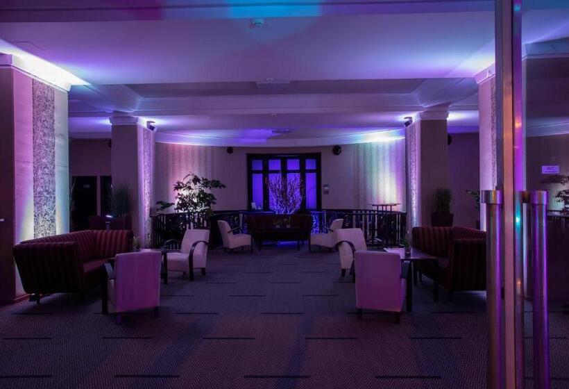 هتل Jalta Boutique