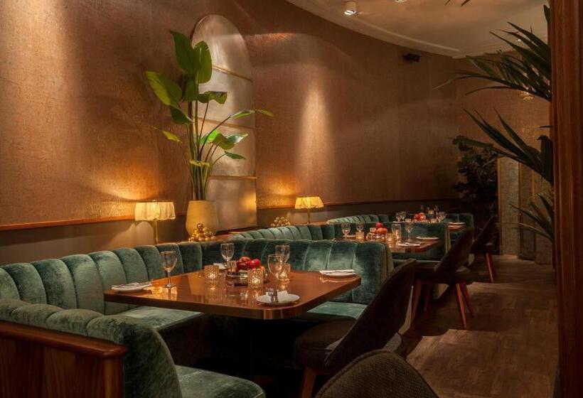 هتل Jalta Boutique