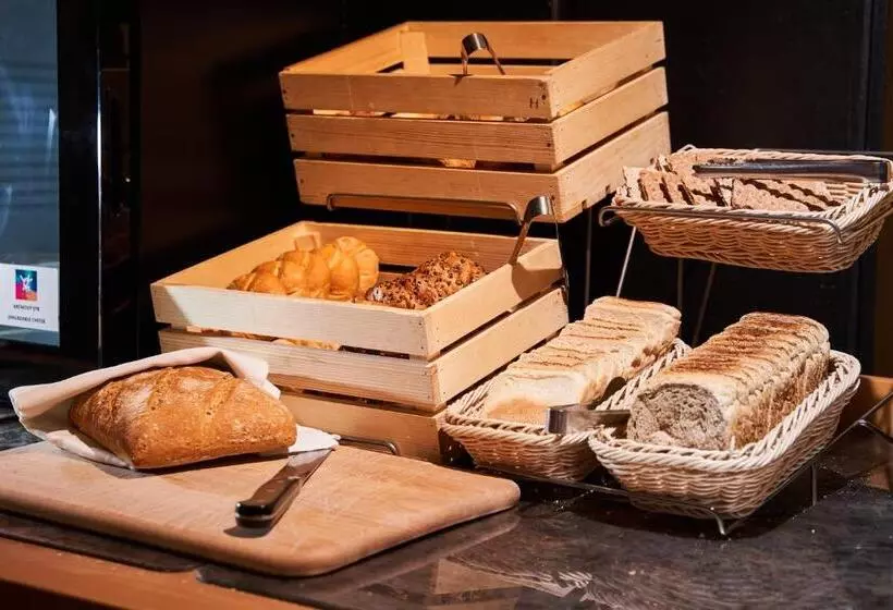 هتل Jalta Boutique