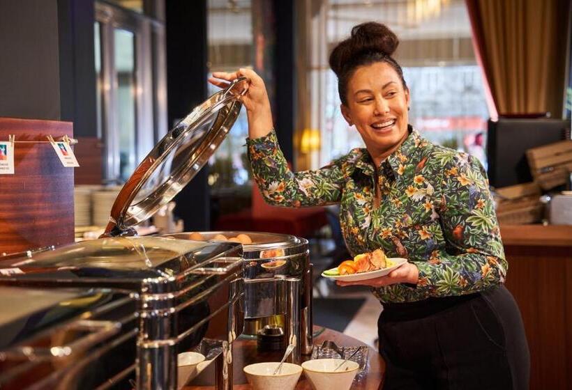 هتل Jalta Boutique