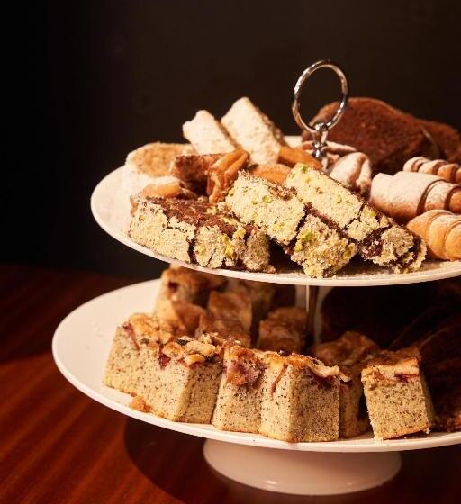 هتل Jalta Boutique