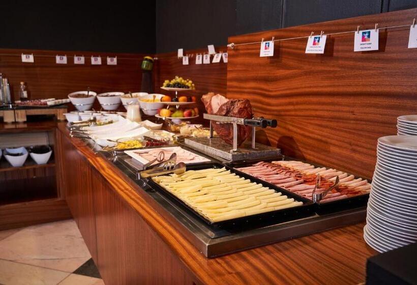 هتل Jalta Boutique