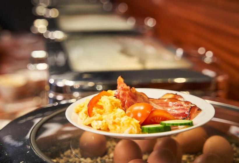 هتل Jalta Boutique