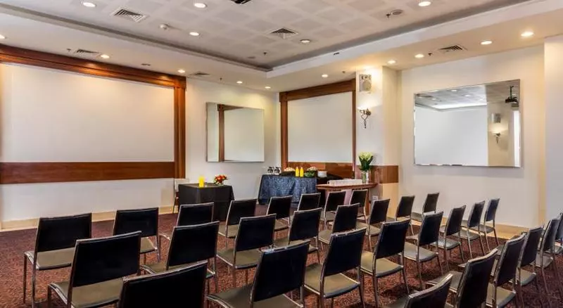 호텔 Leonardo Plaza Haifa