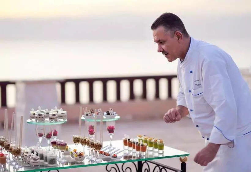 Mövenpick Resort & Spa Dead Sea