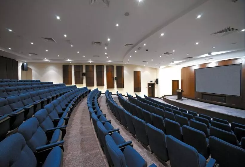 Mövenpick Resort & Spa Dead Sea