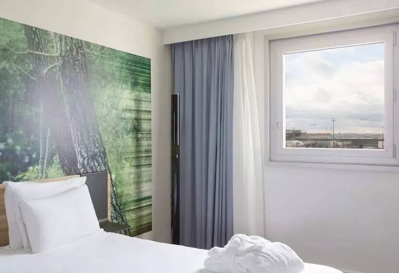 Novotel Paris Charles De Gaulle Airport