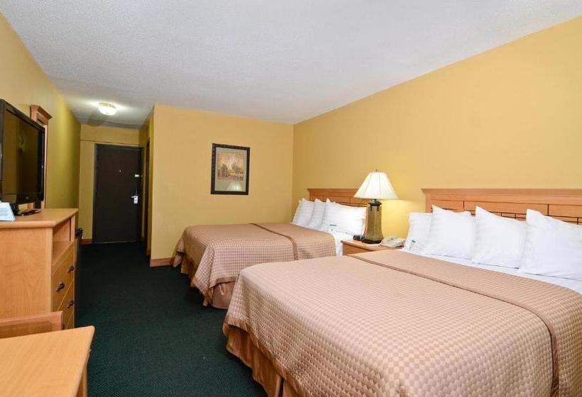 Отель Americas Best Value Inn Iola