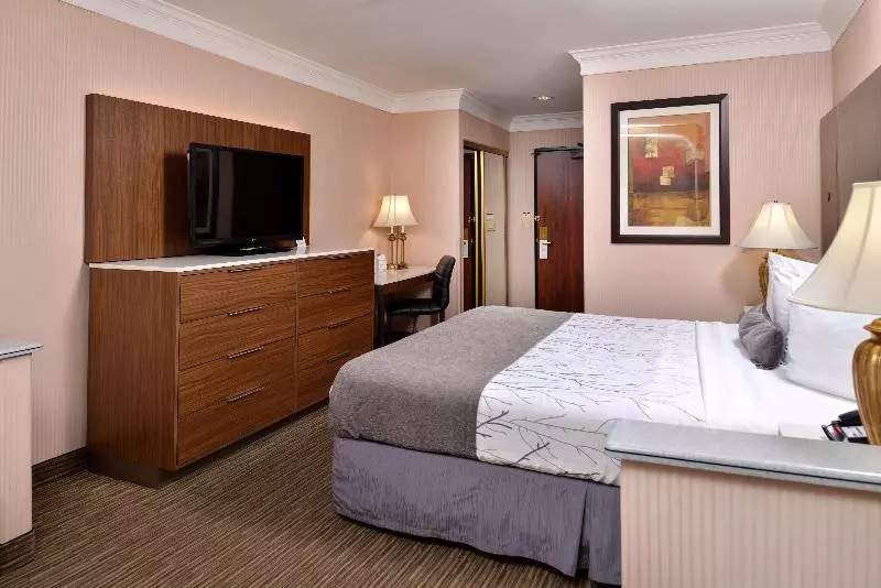 Best Western Plus Suites Hotel   Los Angeles Lax Airport