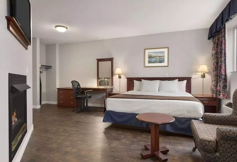 酒店 Days Inn By Wyndham Brockville