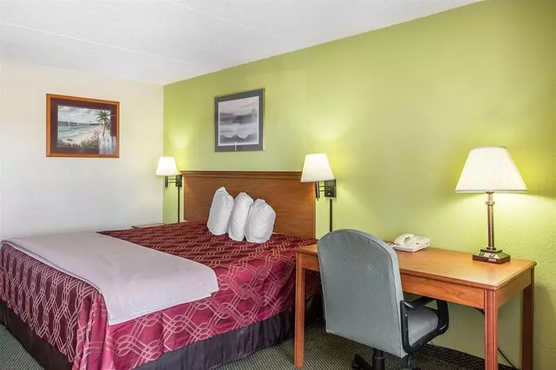 ホテル Econo Lodge Knoxville