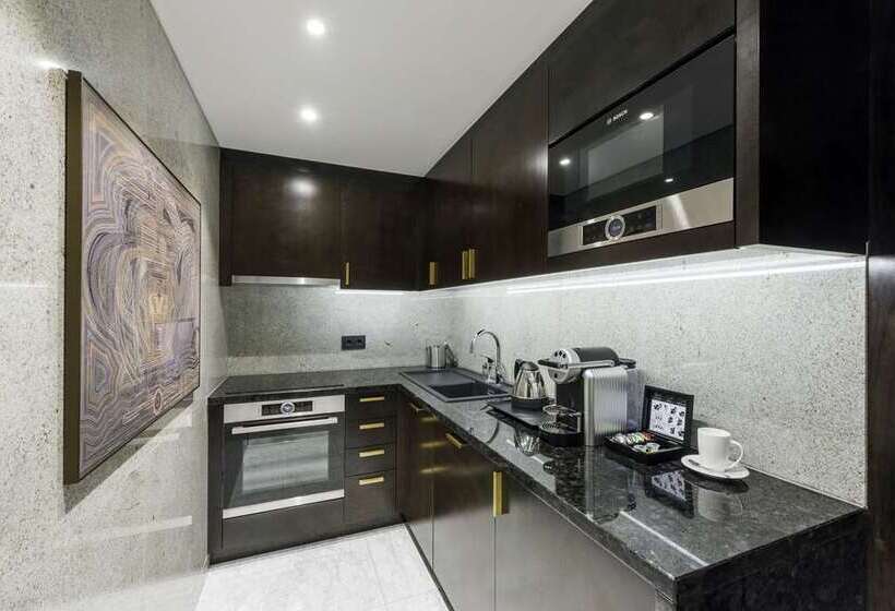 בית מלון כפרי Hilton Budapest