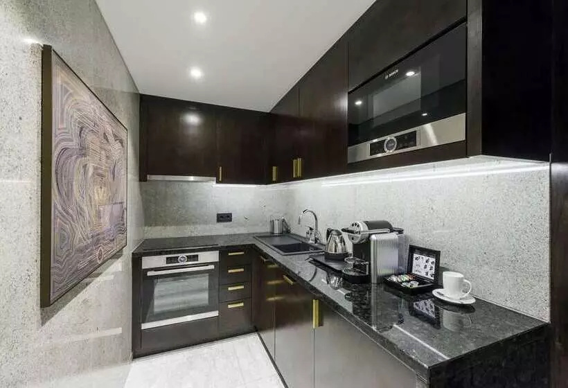 هتل Hilton Budapest