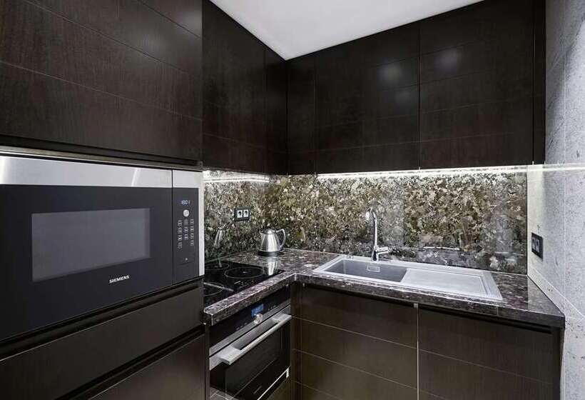 בית מלון כפרי Hilton Budapest