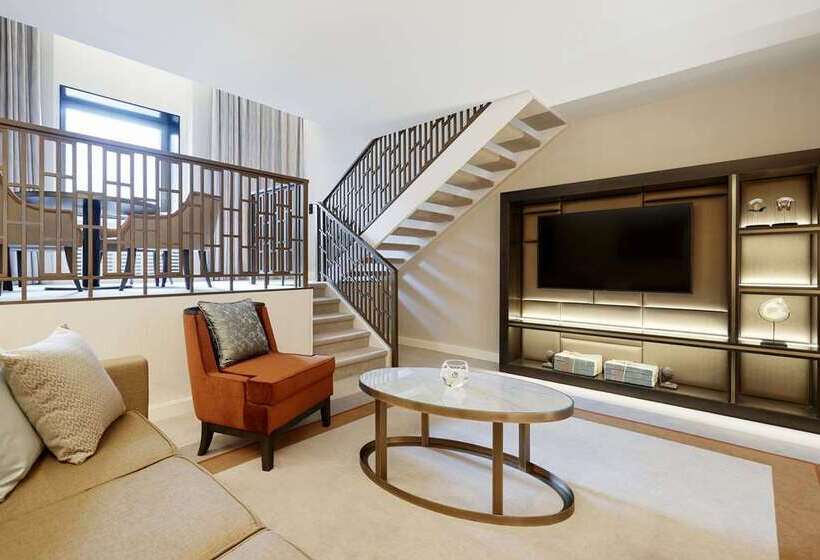 בית מלון כפרי Hilton Budapest