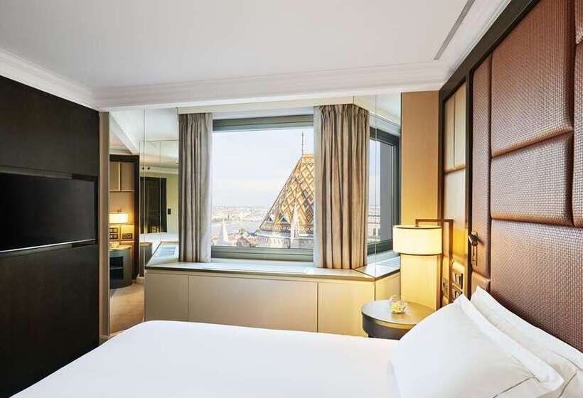 בית מלון כפרי Hilton Budapest