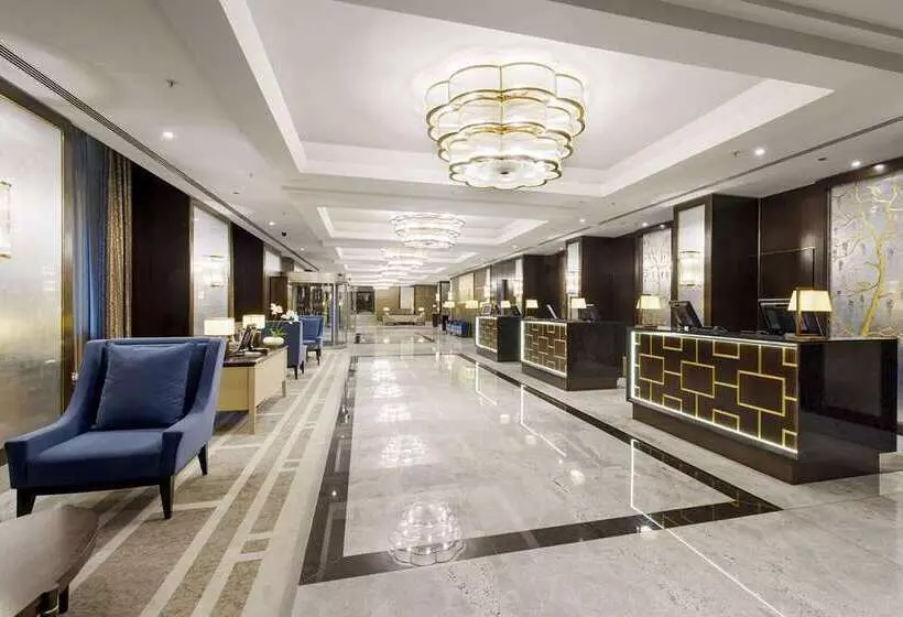 هتل Hilton Budapest