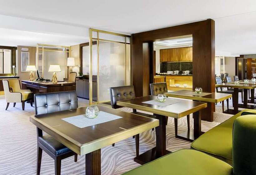 בית מלון כפרי Hilton Budapest