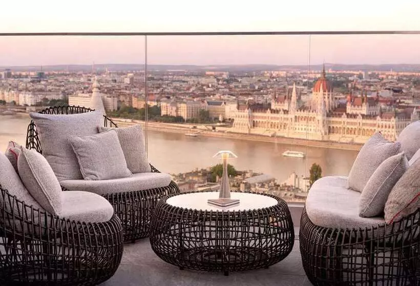 هتل Hilton Budapest