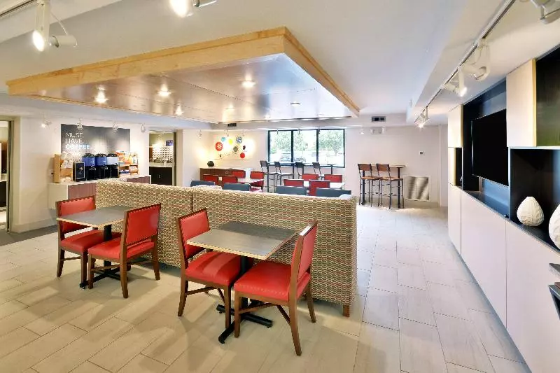 ホテル Holiday Inn Express Danville, An Ihg