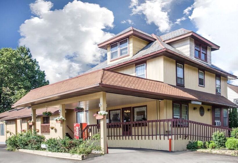 호텔 Knights Inn Endwell