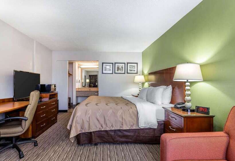 בית מלון כפרי Quality Inn Forsyth Near Ga Public Safety Training Center