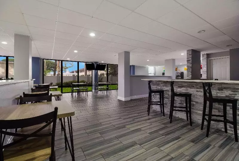 ホテル Quality Inn