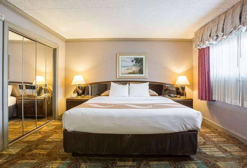 בית מלון כפרי Quality Inn