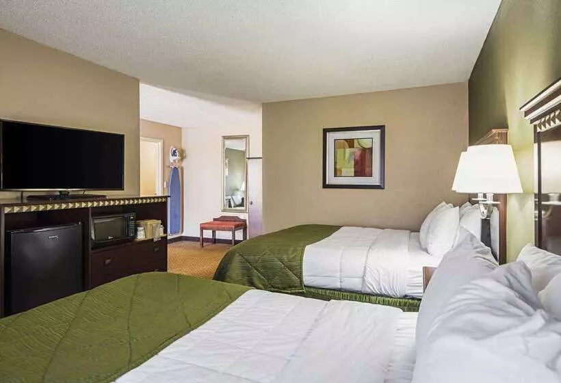 호텔 Quality Inn & Suites Greenville   Haywood Mall