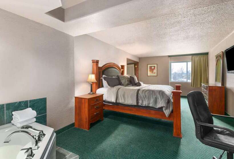 فندق Ramada By Wyndham Bismarck