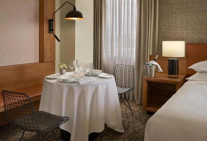 Sheraton Parkway Toronto North Hotel & Suites