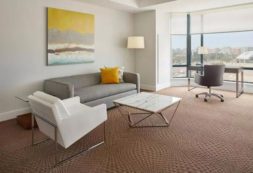 Sheraton Parkway Toronto North Hotel & Suites