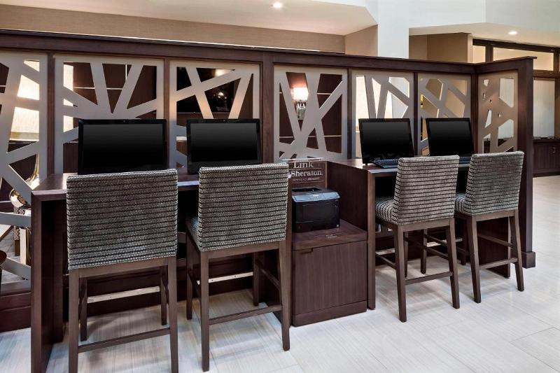 בית מלון כפרי Sheraton Suites Galleriaatlanta