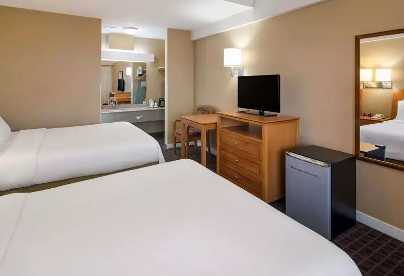 Surestay Hotel By Best Western North Vancouver Capilano