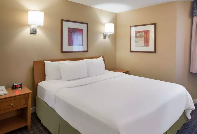 Surestay Hotel By Best Western North Vancouver Capilano