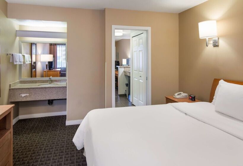 Surestay Hotel By Best Western North Vancouver Capilano