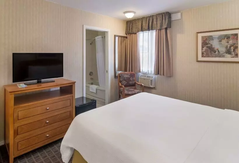 Surestay Hotel By Best Western North Vancouver Capilano