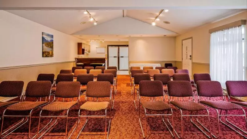 Surestay Hotel By Best Western North Vancouver Capilano