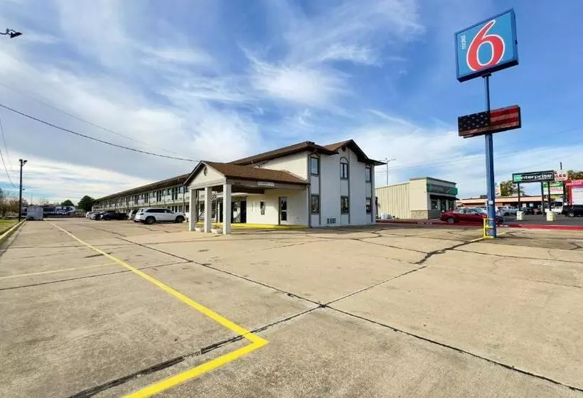 Motel 6 Dyersburg, Tn