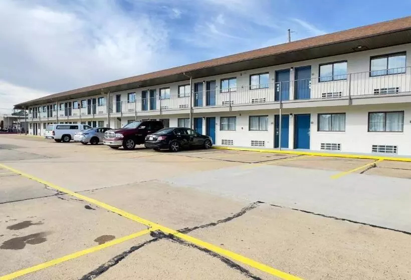 Motel 6 Dyersburg, Tn