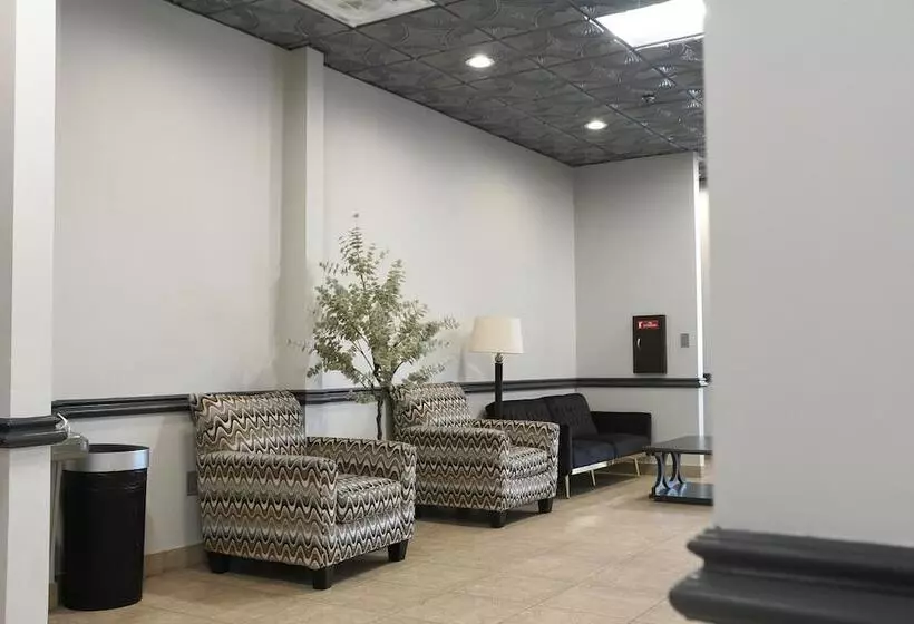 酒店 American Inn & Suites