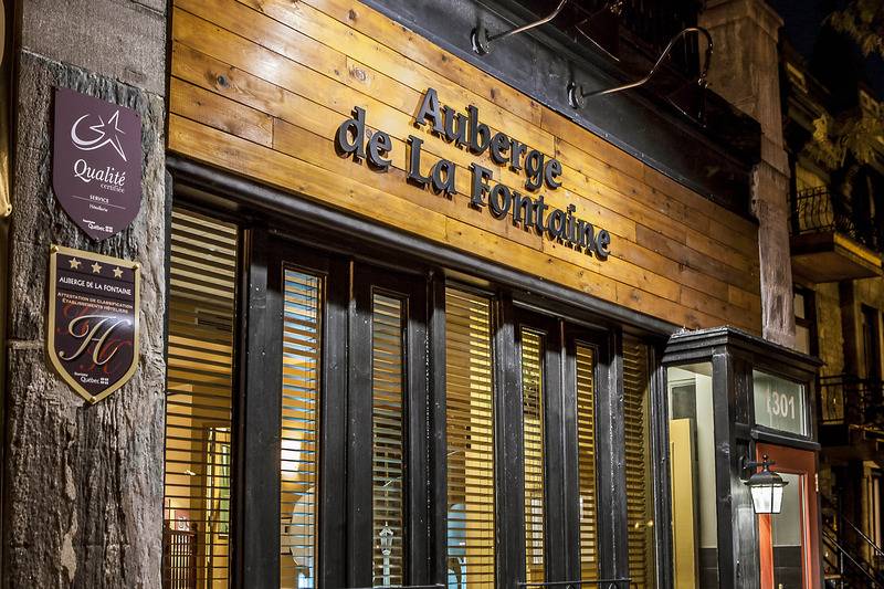 هتل Auberge De La Fontaine