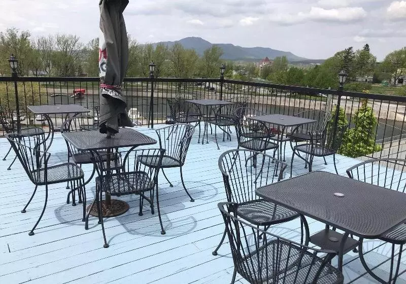 호텔 Auberge Du Grand Lac