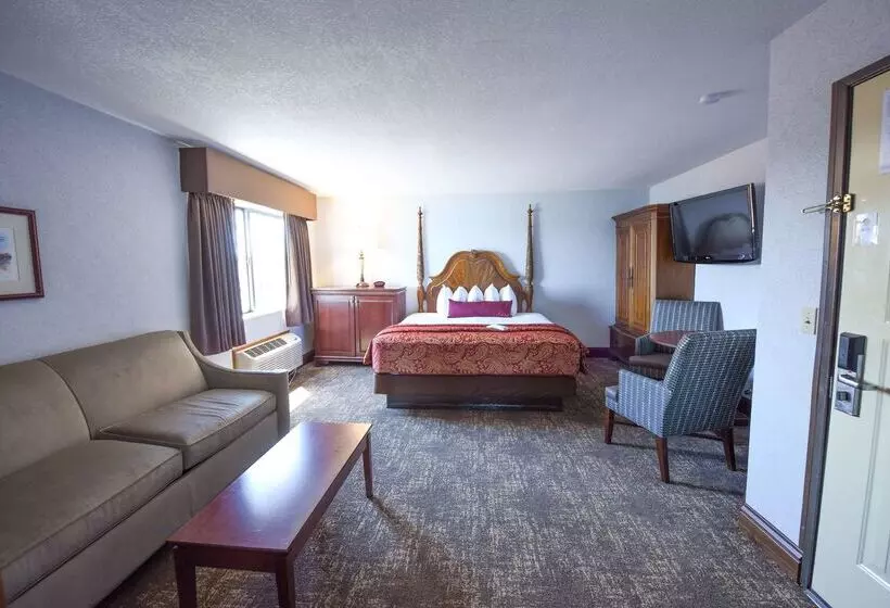 هتل Best Western Plus Dockside Waterfront Inn