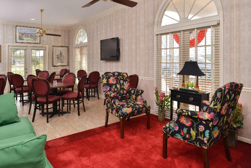 בית מלון כפרי Best Western Plus Santee Inn