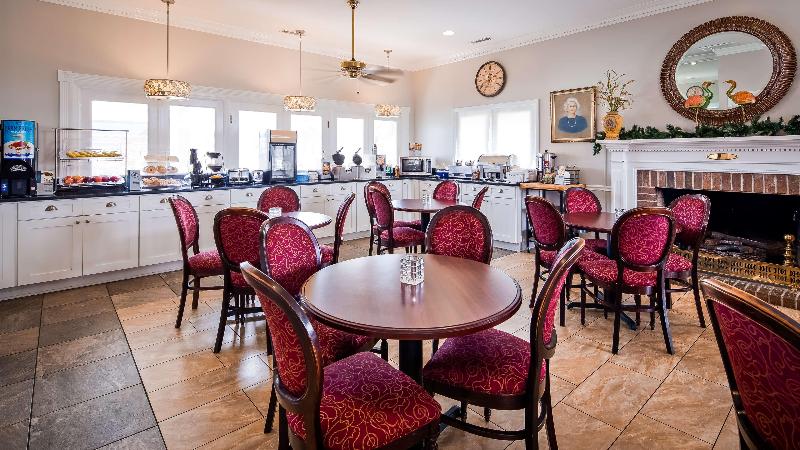 בית מלון כפרי Best Western Plus Santee Inn