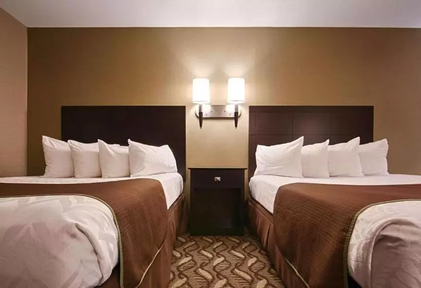 Отель Best Western Pontiac Inn