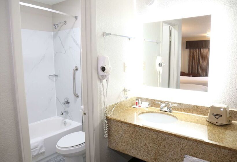 فندق Days Inn By Wyndham Monroe, Louisiana